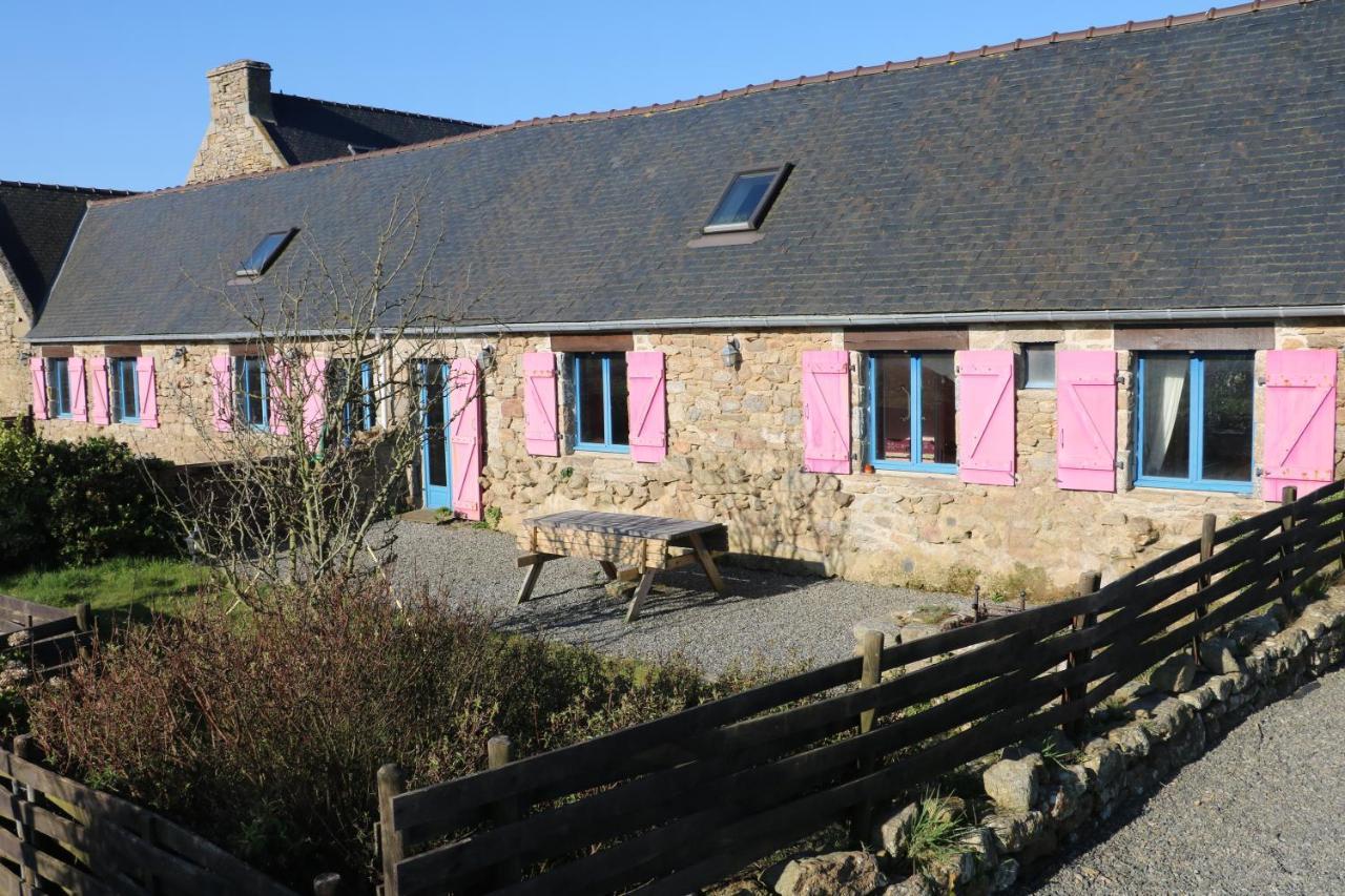Les Gites Aux Volets Roses Landunvez Exteriér fotografie