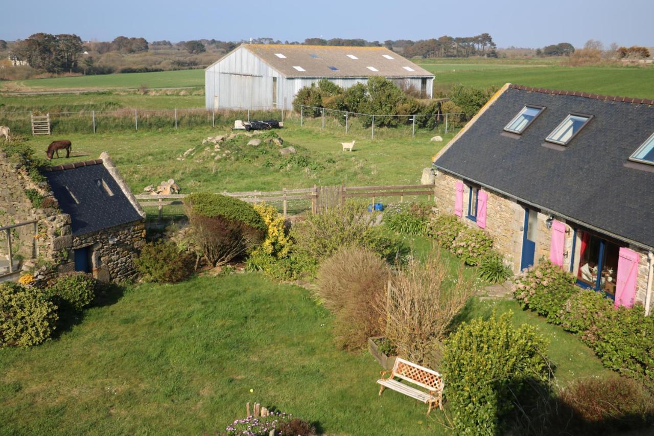 Les Gites Aux Volets Roses Landunvez Exteriér fotografie